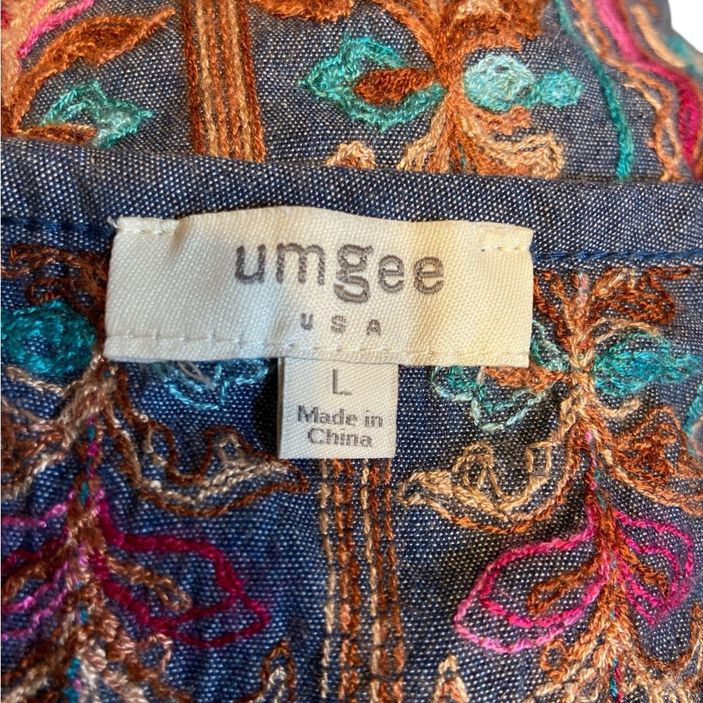 Umgee Multicolor Embroidered Top - Picture 4 of 5